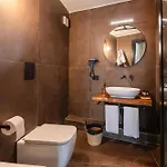 Guest house The Neapolitan Bb Palazzo Carafa Della Spina 4*