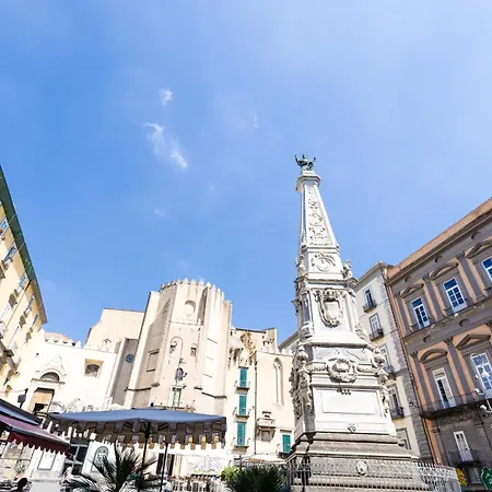 Konukevi The Neapolitan Bb Palazzo Carafa Della Spina Napoli