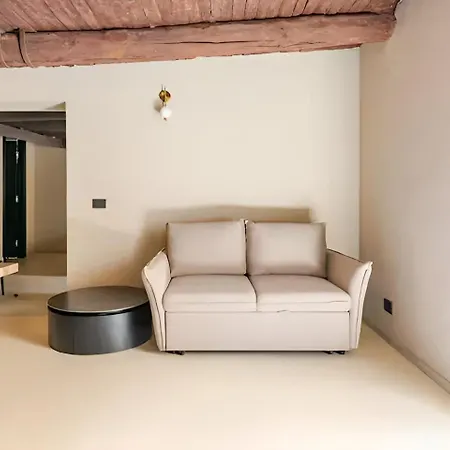 Guest house The Neapolitan Bb Palazzo Carafa Della Spina 4*