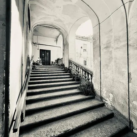 Konukevi The Neapolitan Bb Palazzo Carafa Della Spina