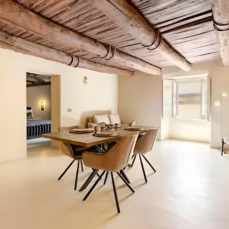Guest house The Neapolitan Bb Palazzo Carafa Della Spina